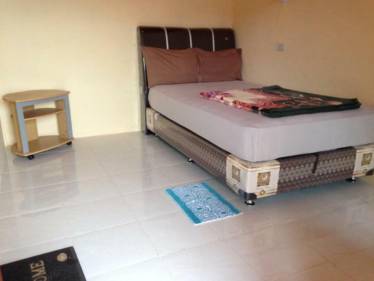 Aman'S Guesthouse Tuk Tuk Exteriér fotografie